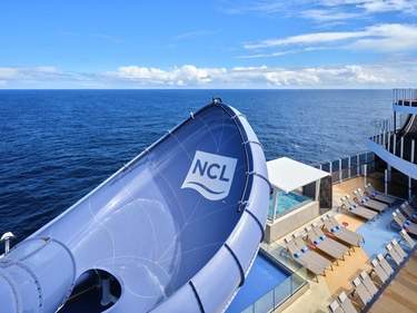 NCL Norwegian Prima Wave ©Christian Santiago.jpeg